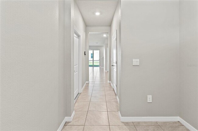 Foto del edificio - 17637 Crescent Moon Lp