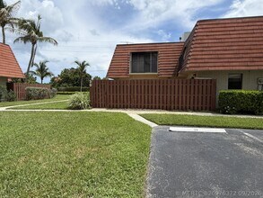 Building Photo - 9403 S Ocean Dr