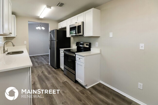 Foto del edificio - 9201 Balfern Ct