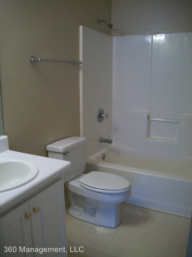 Building Photo - 378 Jason Ct