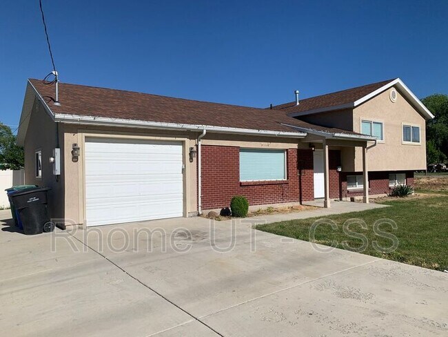 Photo - 6634 S 2700 W House