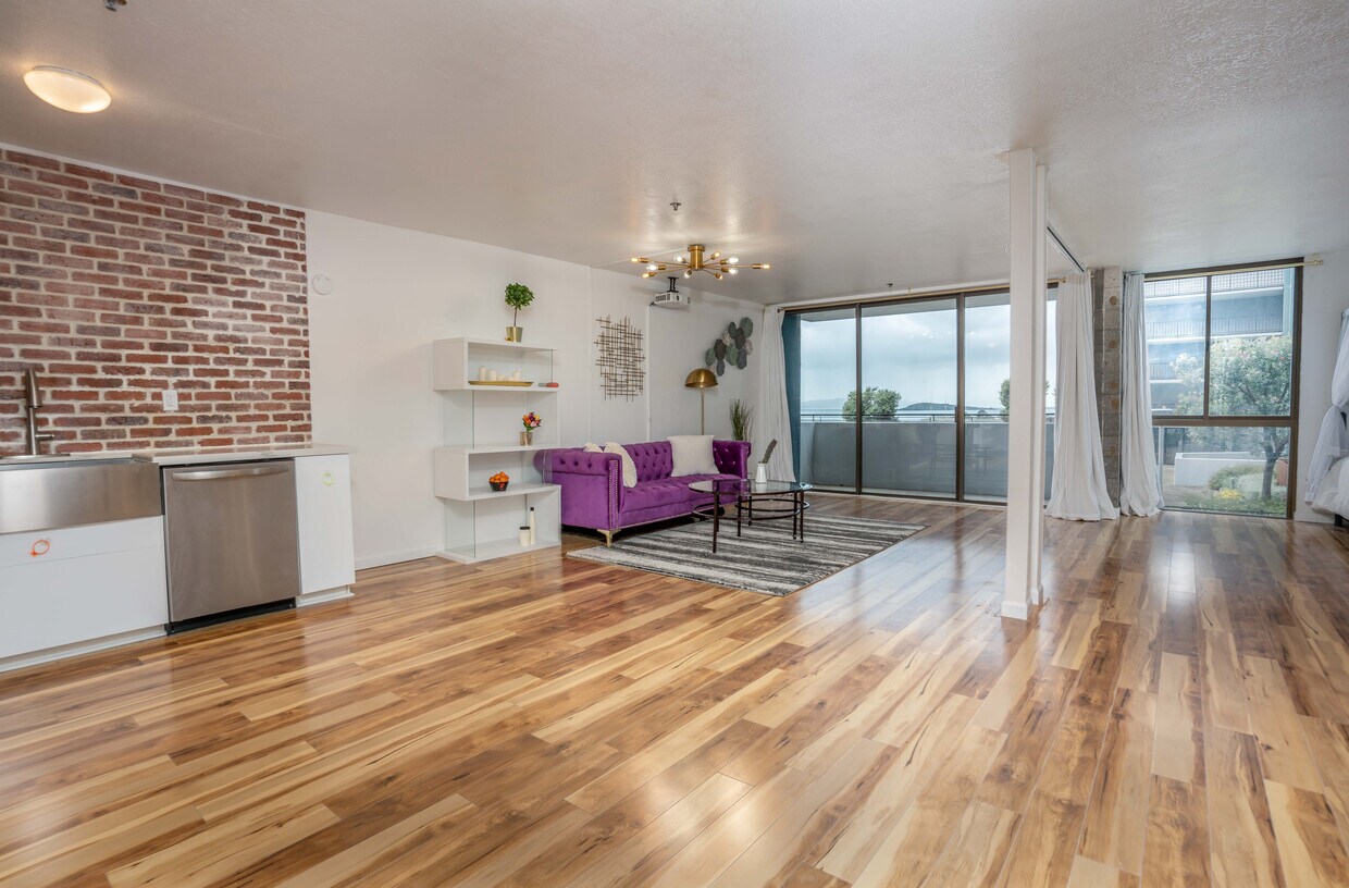 555 Pierce St Unit 226, Albany, CA 94706 Condo for Rent in Albany, CA