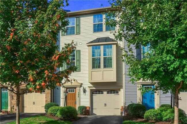 Foto del edificio - 126 Arbor Trail Dr