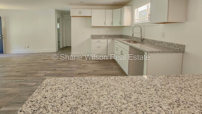 Foto del edificio - 108 Halsey St