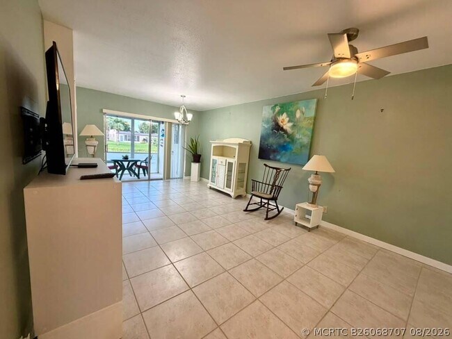 Building Photo - 311 Golden River Dr