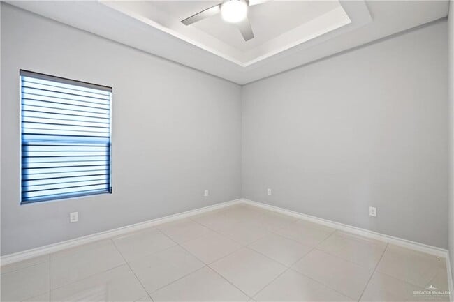 Foto del edificio - 2417 Indian Creek Ave