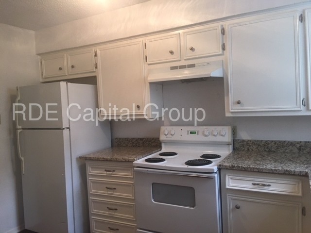 Foto del edificio - Beautiful 2 Bedroom Duplex in Arlington