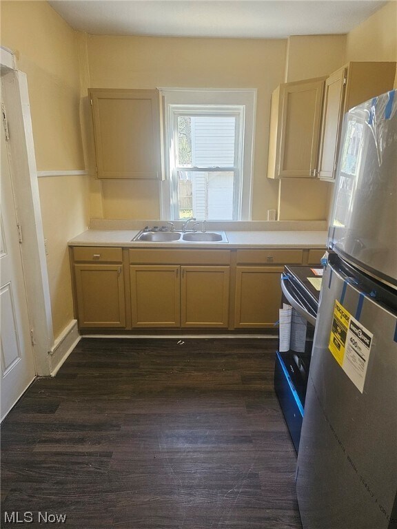 Building Photo - 846 Hunter St NW