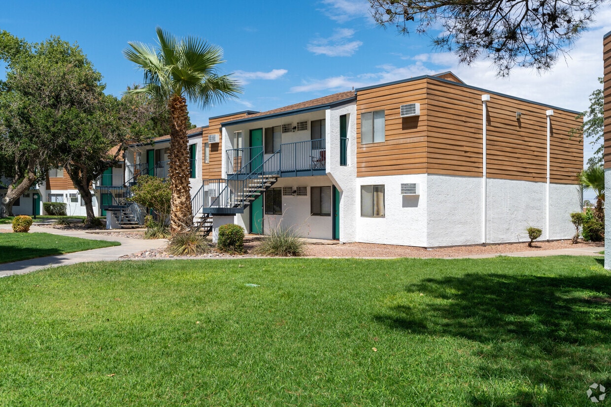 Foto principal - Raintree Village