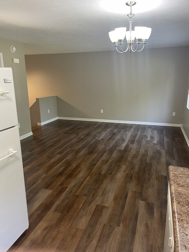 Foto del edificio - 1952 Ball Ave NE