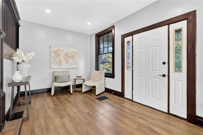 Building Photo - 3963 Brighton Rd