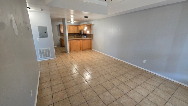 Building Photo - 1319 Nesmith St