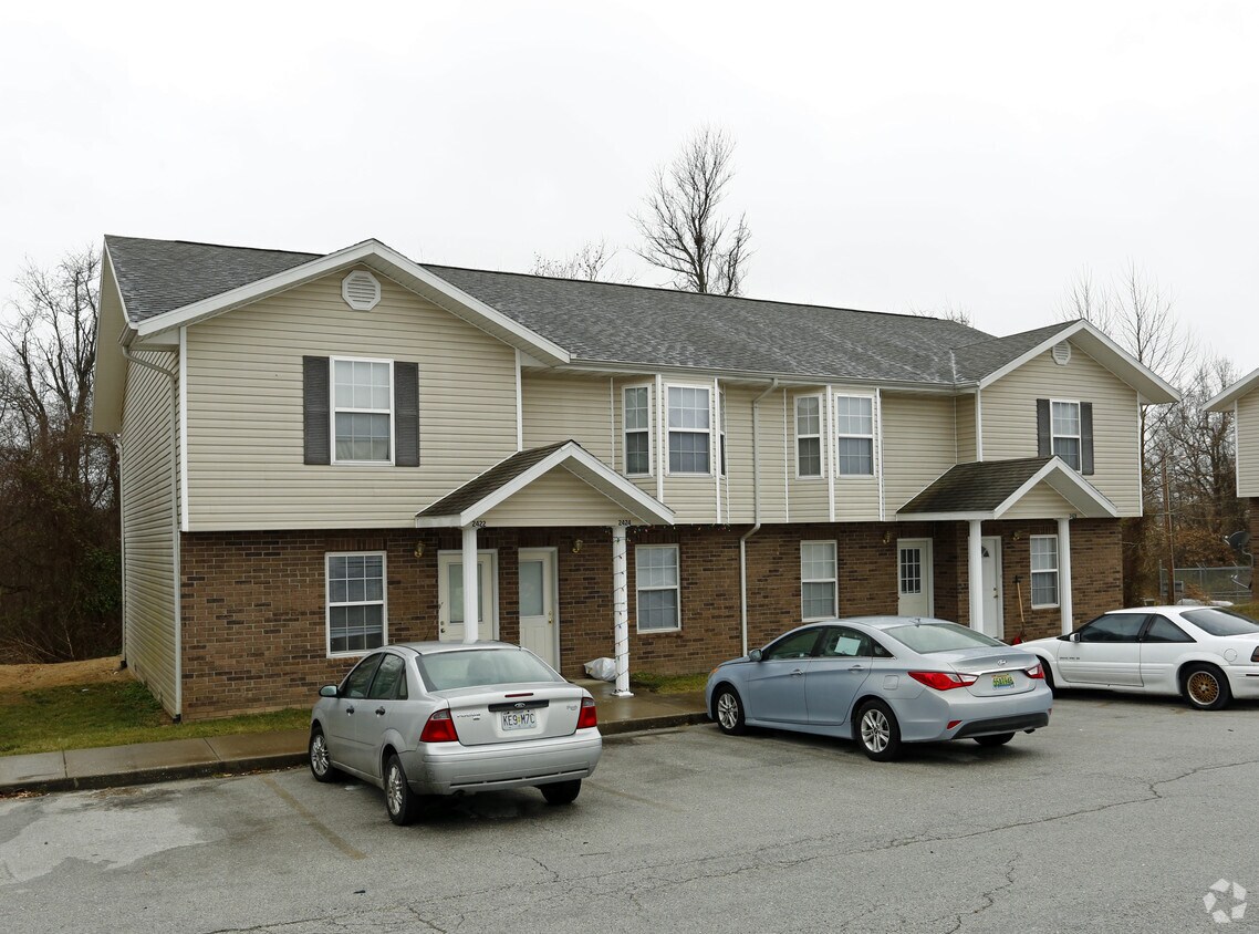 24062436 W Calvin Dr, Ozark, MO 65721 Apartments in Ozark, MO