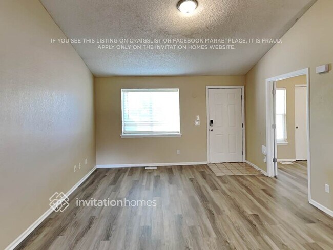 Foto del edificio - 4331 S Fundy St