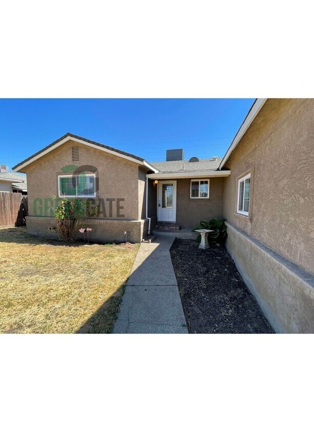 Primary Photo - BEAUTIFUL 3 BEDROOM 2 BATH HOME MOVE IN RE...
