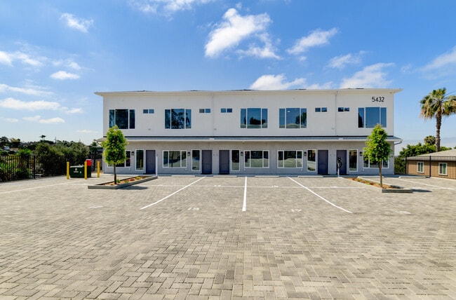 Building Photo - Kyra Apartments