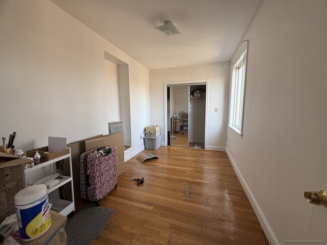 Building Photo - 41 Egremont Rd