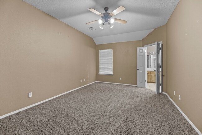 Building Photo - 7514 Red Pine