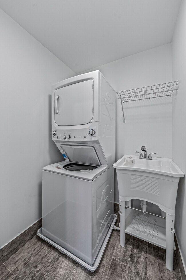 Foto del edificio - 1311 Sage Ln