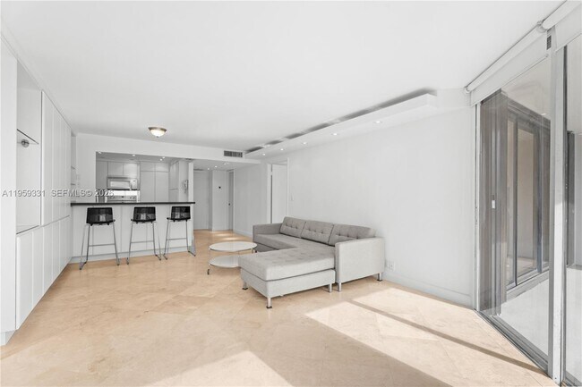 Foto del edificio - 1901 Brickell Ave