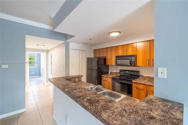 Foto del edificio - 6020 W Sample Rd