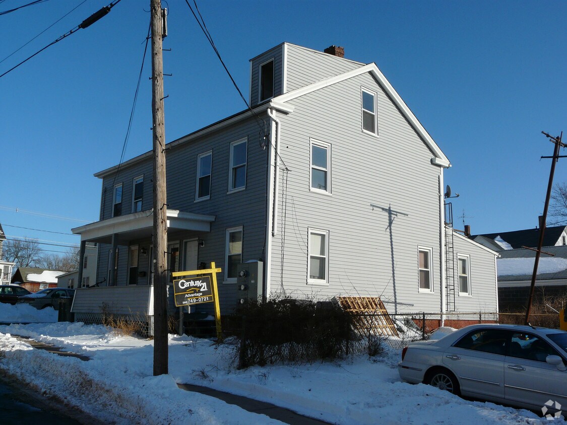 Primary Photo - 36 College St