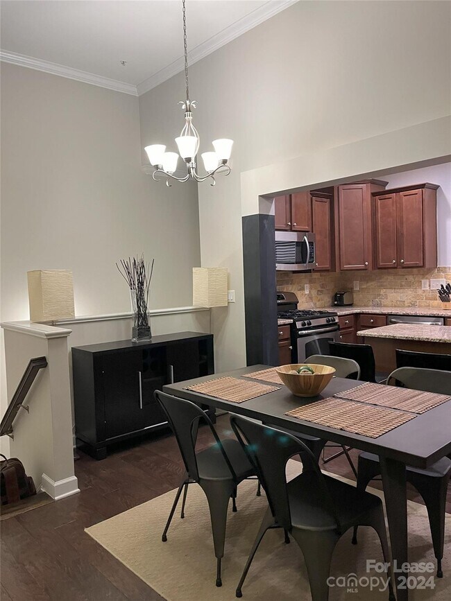 Foto del edificio - 16715 Dolcetto Way