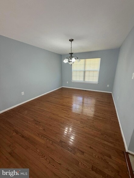 Building Photo - 7211 Mt Forest Terrace