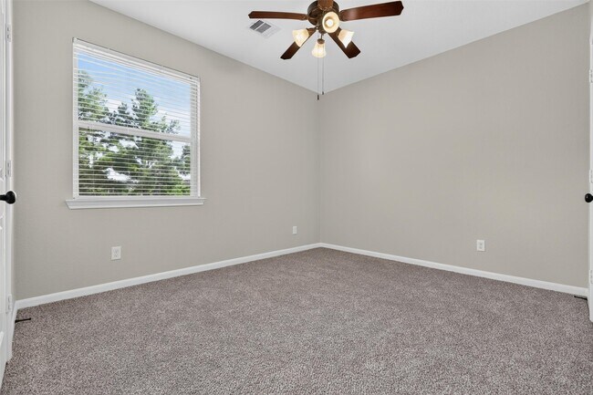 Foto del edificio - 11306 Misty Willow Ln
