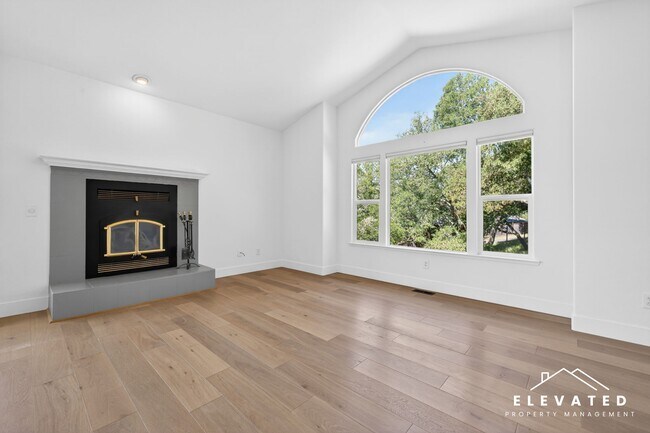 Foto del edificio - 9400 Chalk Hill Rd