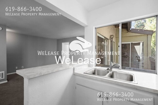 Foto del edificio - 7966 Mission Center Ct