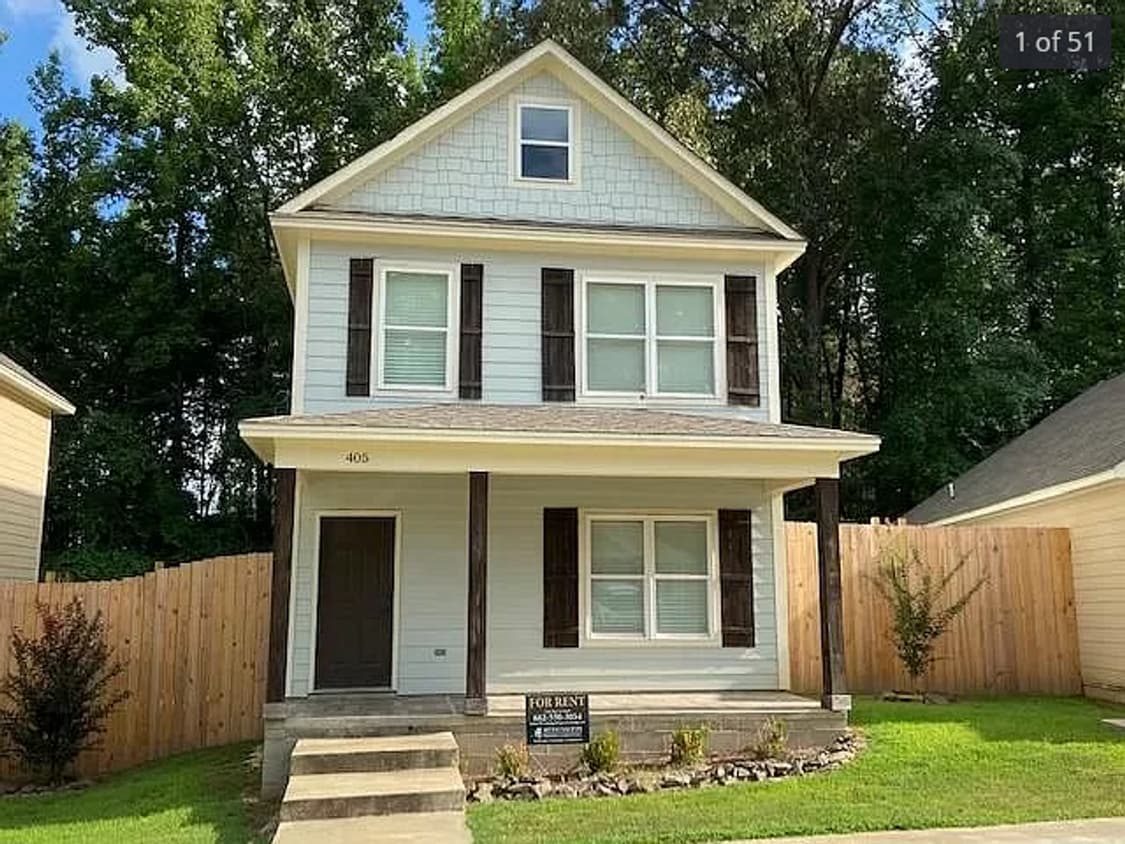 Primary Photo - 3 Bedroom/2.5 Bath