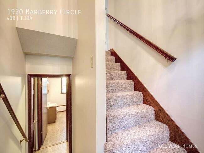 Foto del edificio - 1920 Barberry Cir