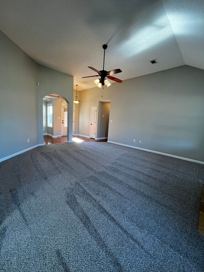 Foto del edificio - 104 Piedmont Ln
