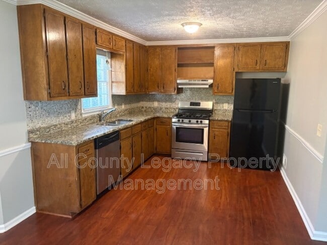 Building Photo - 314 Mallard Ct