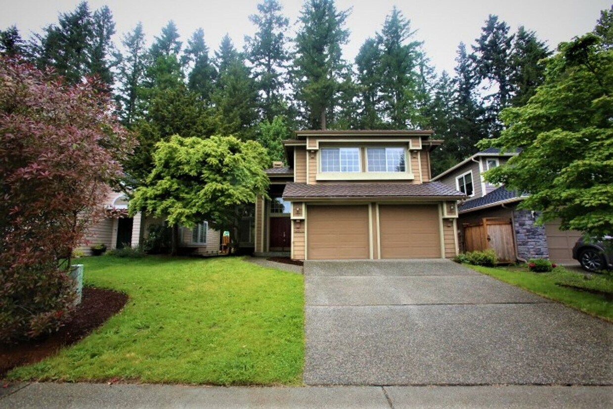 Foto principal - Beautiful 2 Story 3 Bed 2.5 Bath in Sammamish