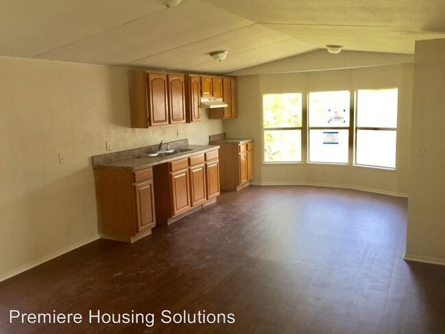 Building Photo - 2 br, 1 bath House - 6502 Sandra Drive