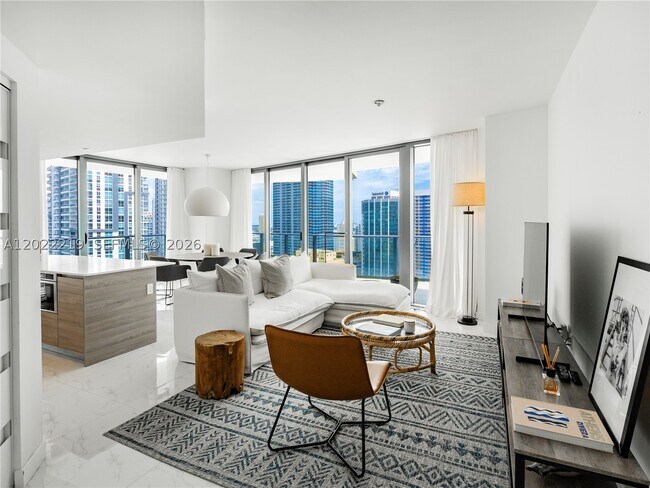Foto del edificio - 1300 S Miami Ave