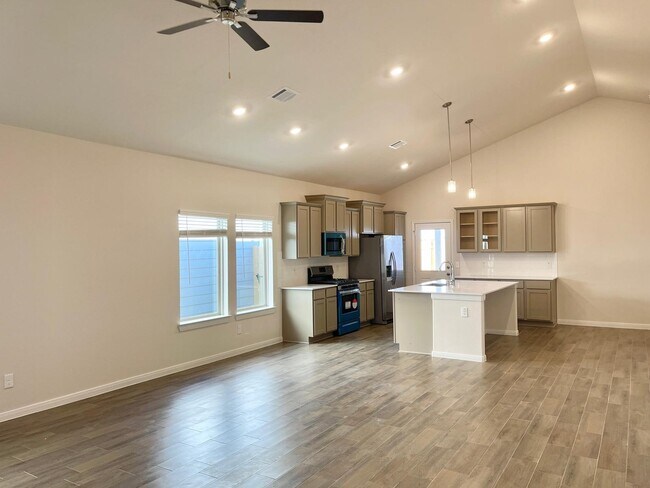 Foto del edificio - 21619 Cypress Maple Dr