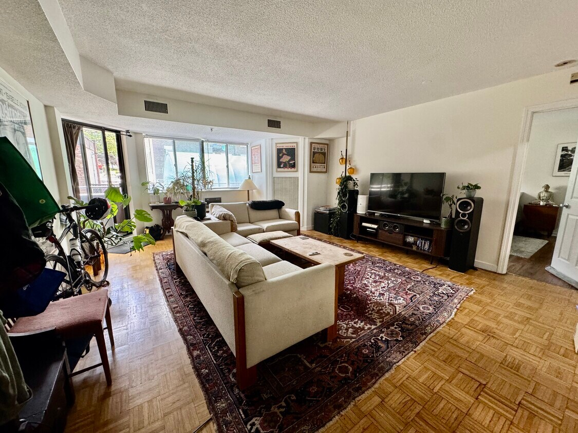 Foto principal - 147 Kelton St