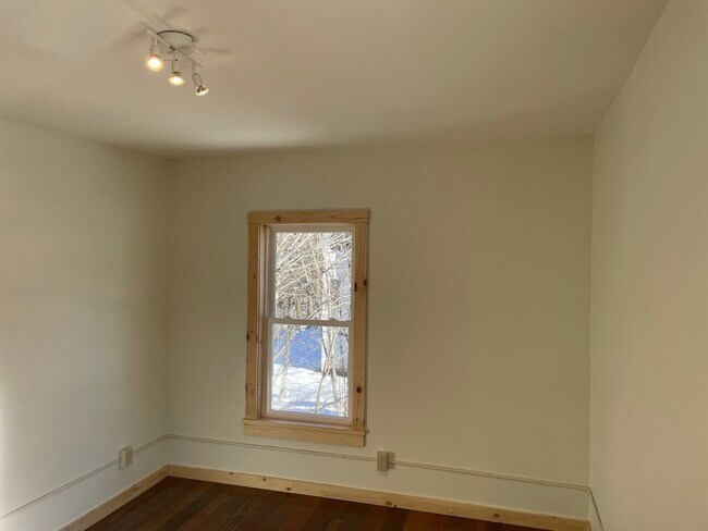 Building Photo - Cliff Apartments, LLC