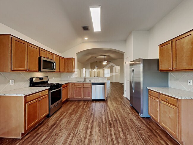 Foto del edificio - 20111 Niagara Falls Dr