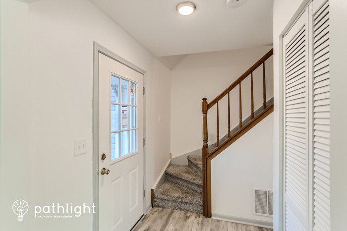 Foto principal - 1419 Farrington Lane