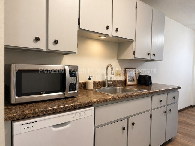 Interior Photo - Winnie Apartments