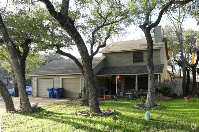 Building Photo - Jadewood Duplexes