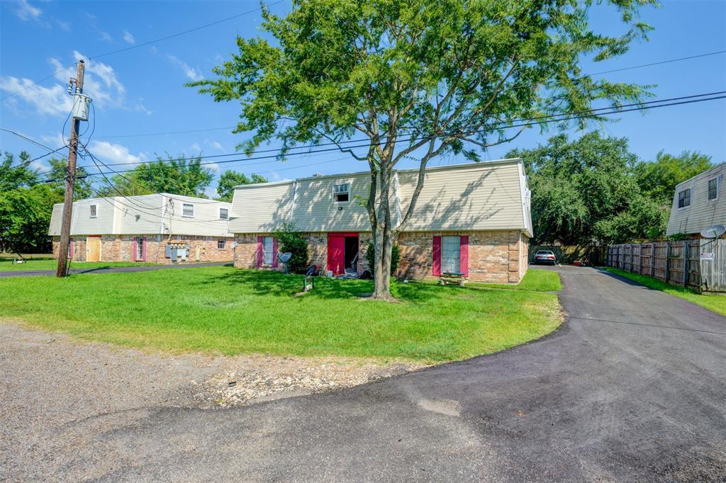 Primary Photo - 523 Spring Dr
