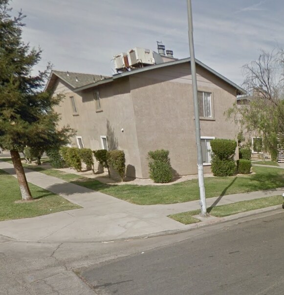 Primary Photo - Elm Tree Village Apartments
