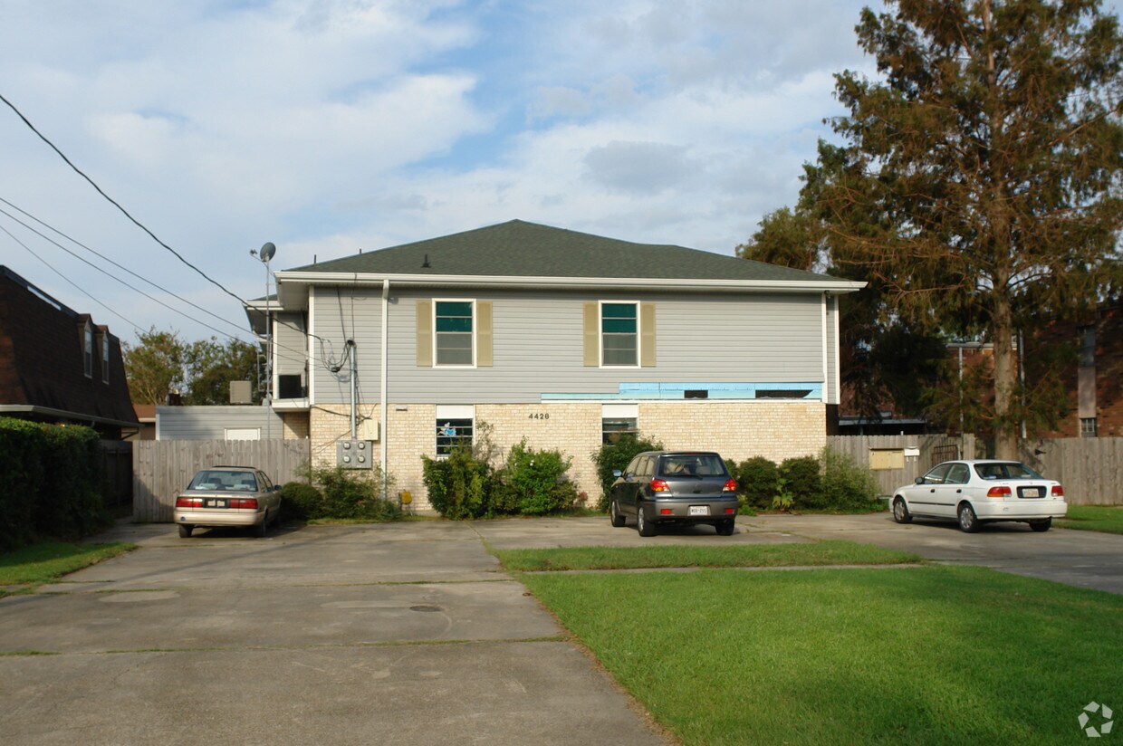 Primary Photo - 4428 Lake Vista Dr