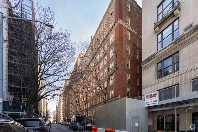 Building Photo - Co-op