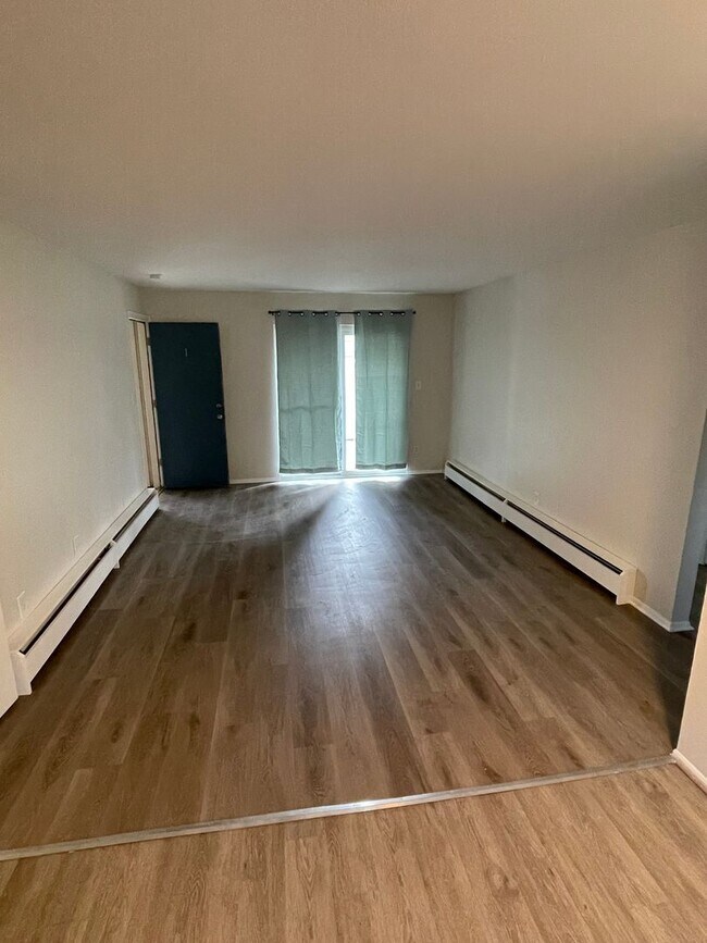 Foto del edificio - East Boulder - 2BR/1BA - AVAILABLE August 1st 2026